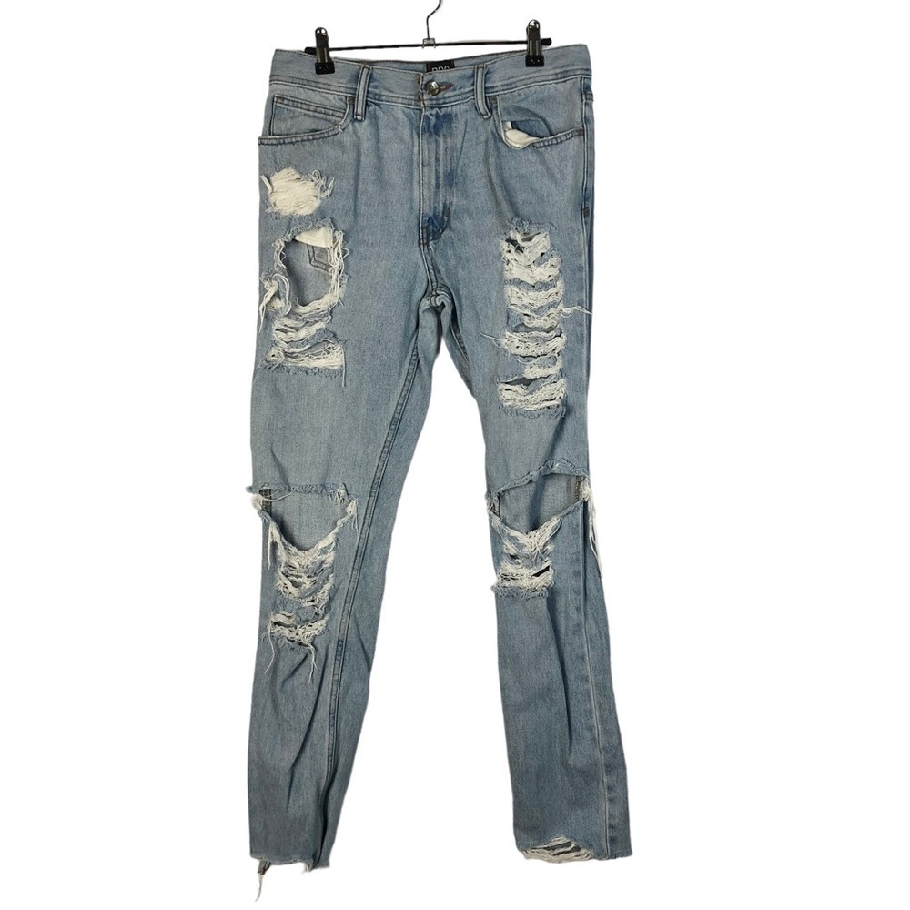 Urban Outfitters UO BDG Light Wash‎ Distressed Ripped Skinny Jeans 31X32